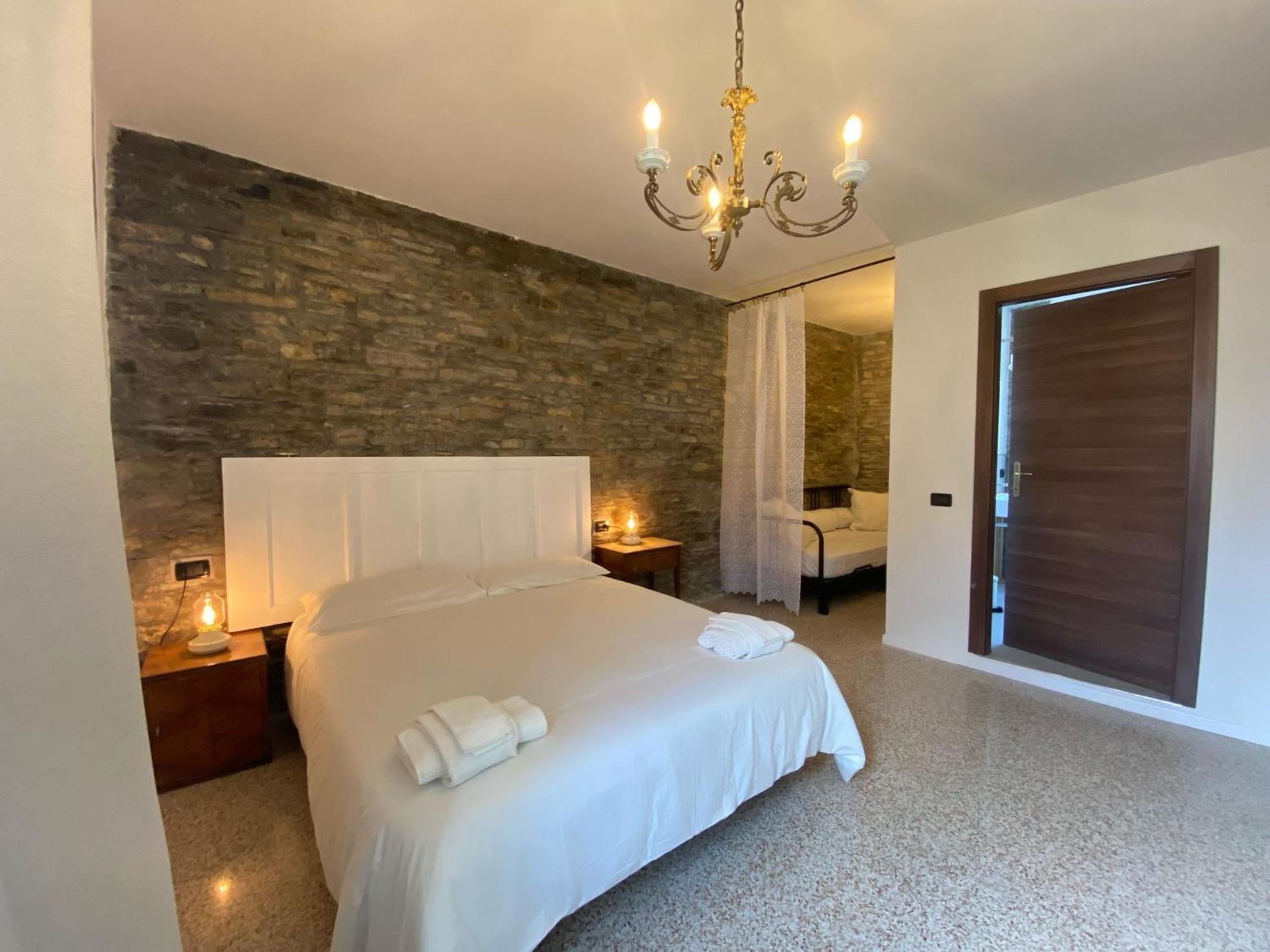 Bed and Breakfast La Lupa E L'Orso Berceto Exterior foto